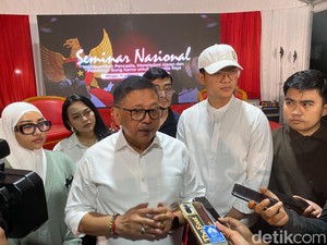 Hasto Jelaskan Maksud Si Joko yang Merusak Tatanan