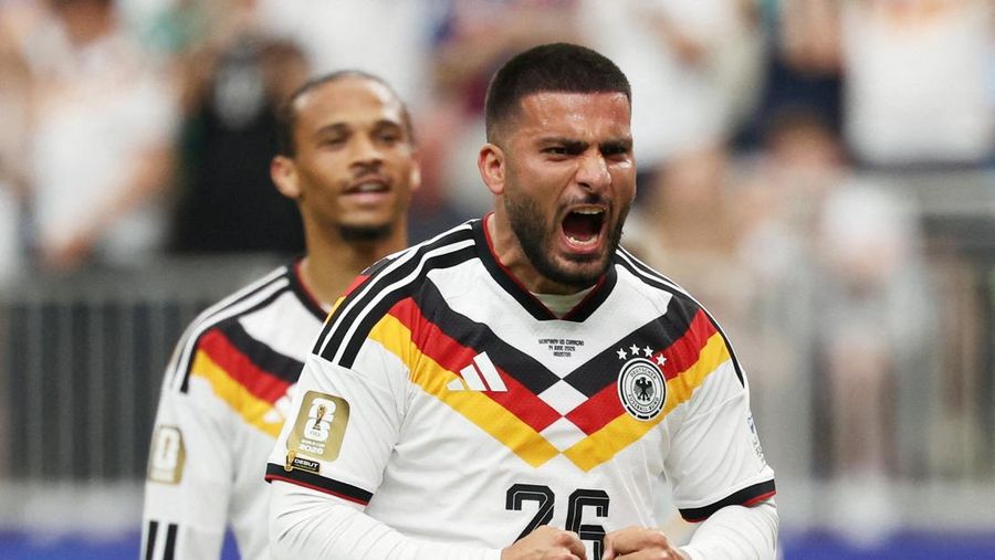 Deniz Undav merayakan gol keenam Jerman bersama Leroy Sané dalam laga Grup E Piala Dunia FIFA 2026 antara Jerman dan Curaçao di Houston Stadium, Houston, Texas, Amerika Serikat, Minggu (14/6/2026).