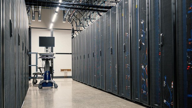Suhu Panas Mendidih-AC Makin Laku Keras di RI: Hotel-Data Center AI