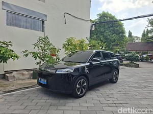 Mobil Listrik Tertahan di Pelabuhan, Pemprov NTB Surati Kemenhub