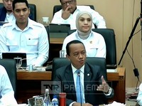 Menteri ESDM Bahlil Lahadalia dalam Raker bersama Komisi XII DPR RI. (Tangkapan Layar Youtube)