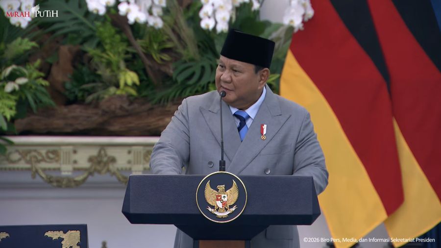 Foto: Presiden Prabowo Subianto saat menyampaikan pernyataan pers bersama di Istana Merdeka, Jakarta, Senin (15/6/2026). (Tangkapan Layar YouTube Sekretariat Presiden)