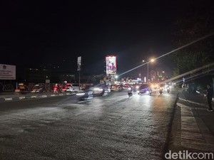 Massa Demo Depan Unibos Bubar, Jalan Urip Sumoharjo Makassar Kembali Normal