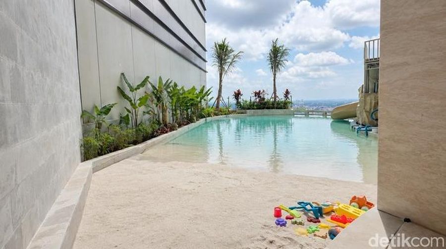 Foto: 28th Sky Beach Club The Trans Luxury Hotel Surabaya. (Dokumentasi The Trans Luxury Hotel Surabaya)