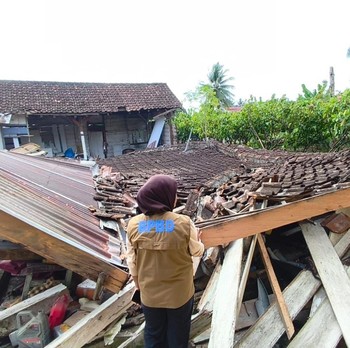 Bangunan rumah warga yang mengalami kerusakan akibat gempa bumi di Kabupaten Parigi Moutong, Sulawesi Tengah (Sulteng), Selasa (16/6/2026). (Dok. BPBD Kabupaten Parigi Moutong)