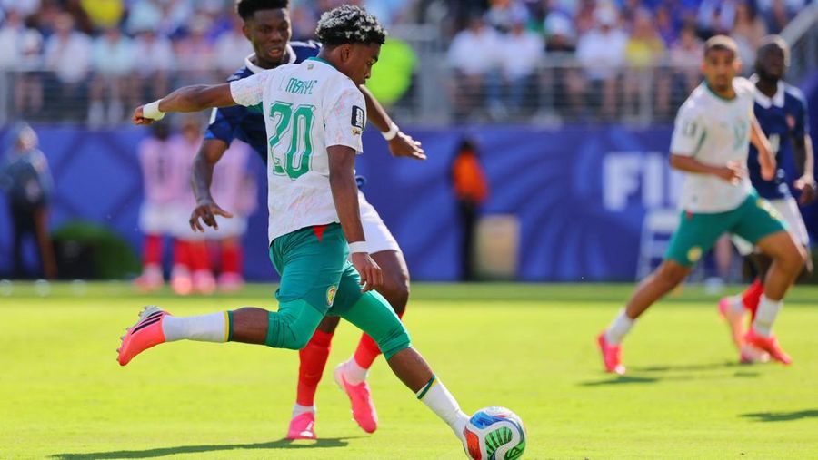 Ibrahim Mbaye mencetak gol pertama Senegal dalam pertandingan Grup I Piala Dunia FIFA 2026 antara Prancis dan Senegal di New York/New Jersey Stadium, East Rutherford, New Jersey, Amerika Serikat, Selasa (16/6/2026).