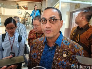 Modal Asing Terancam Cabut Rp 3,6 T Gegara S&P, OJK Buka Suara