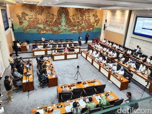 Menpar Usul Tambahan Anggaran Rp 1,99 T, Singgung Tuntutan Target Meningkat