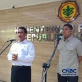 Menteri Pertanian (Mentan) Amran Sulaiman, bersama Wakil Menteri Pertanian (Wamentan) Sudaryono saat konferensi pers di kantornya, Jakarta, Rabu (17/6/2026). (CNBC Indonesia/Martyasari Rizky)