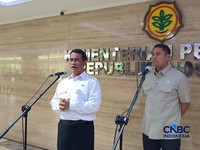 Menteri Pertanian (Mentan) Amran Sulaiman, bersama Wakil Menteri Pertanian (Wamentan) Sudaryono saat konferensi pers di kantornya, Jakarta, Rabu (17/6/2026). (CNBC Indonesia/Martyasari Rizky)
