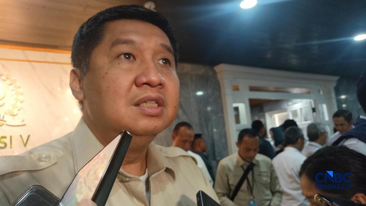 Menteri Ara Ingin Penghuni Huntara Senen Bisa Panen Cabai-Ikan, Kapan?