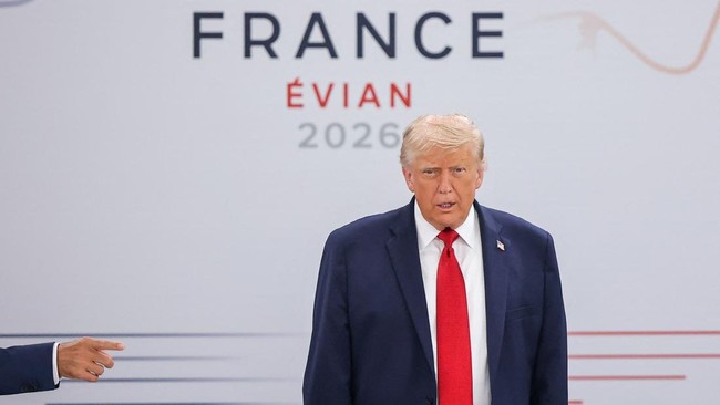 Momen Trump Telat Datang ke G7, Bilang "I'm the Boss" ke Macron Cs