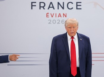 U.S. President Donald Trump arrives for a working session with G7 leaders and outreach partners on promoting economic growth, during the G7 Summit in Evian-les-Bains, France, June 17, 2026. REUTERS/Christian Hartmann