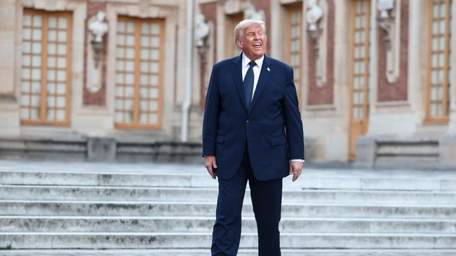 Mobil China Ditendang, Trump Blokir Total Tak Kasih Ampun