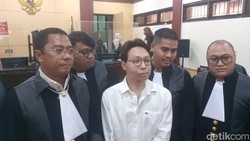 Richard Lee Siap Lawan Dakwaan JPU Pekan Depan