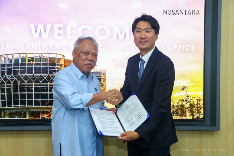 Otorita Ibu Kota Nusantara (IKN) bersama Pemerintah Korea Selatan melaksanakan groundbreaking Smart City Cooperation Center (SCCC) dengan total nilai hibah kerja sama sebesar 9,9 miliar KRW atau sekitar Rp115,94 miliar. (Humas Otorita Ibu Kota Nusantara)