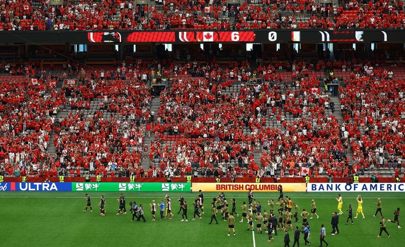 Kanada membantai Qatar dengan skor 6-0 pada laga kedua Grup B Piala Dunia 2026 di Stadion BC Place, Jumat (19/6) pagi WIB. (via Reuters/ANNE-MARIE SORVIN)