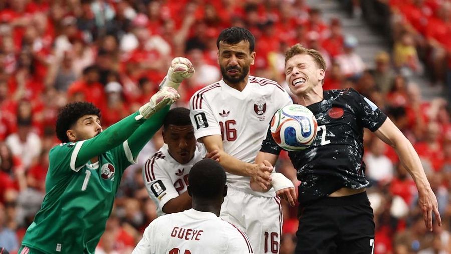 Kanada membantai Qatar dengan skor 6-0 pada laga kedua Grup B Piala Dunia 2026 di Stadion BC Place, Jumat (19/6) pagi WIB. (REUTERS/Lee Smith)