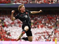 Kanada membantai Qatar dengan skor 6-0 pada laga kedua Grup B Piala Dunia 2026 di Stadion BC Place, Jumat (19/6) pagi WIB. (REUTERS/Lee Smith)