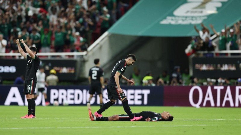 Meksiko lolos ke 32 besar Piala Dunia 2026 usai menaklukkan Korea Selatan 1-0 di Stadion Akron, Kamis (18/6) atau Jumat (19/6/2026) WIB. (REUTERS/Paul Childs)