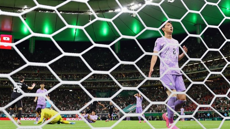 Meksiko lolos ke 32 besar Piala Dunia 2026 usai menaklukkan Korea Selatan 1-0 di Stadion Akron, Kamis (18/6) atau Jumat (19/6/2026) WIB. (REUTERS/Daniel Becerril)
