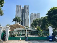 Penampakan Hotel Sultan H+1 usai diambil alih negara, Jumat (19/6/2026). (CNBC Indonesia/Elga Nurmutia)