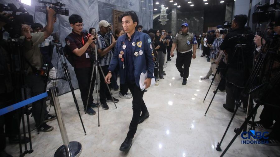 Pimpinan DPR RI Sufmi Dasco Ahmad bersama Komisi III DPR RI Menerima Perwakilan Mahasiswa dalam rangka menyampaikan aspirasi secara langsung di Ruang Abdul Muis, Gedung DPR RI, Jakarta, Jumat (19/6/2026) Kompleks Parlemen, Senayan, Jakarta, Jumat, 19/6/2026. (CNBC Indonesia/Faisal Rahman)