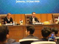 Pimpinan DPR RI Sufmi Dasco Ahmad bersama Komisi III DPR RI Menerima Perwakilan Mahasiswa dalam rangka menyampaikan aspirasi secara langsung di Ruang Abdul Muis, Gedung DPR RI, Jakarta, Jumat (19/6/2026) Kompleks Parlemen, Senayan, Jakarta, Jumat, 19