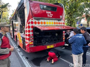 Kepanikan Penumpang Suroboyo Bus Saat Muncul Asap Tebal: Barang Ditinggal