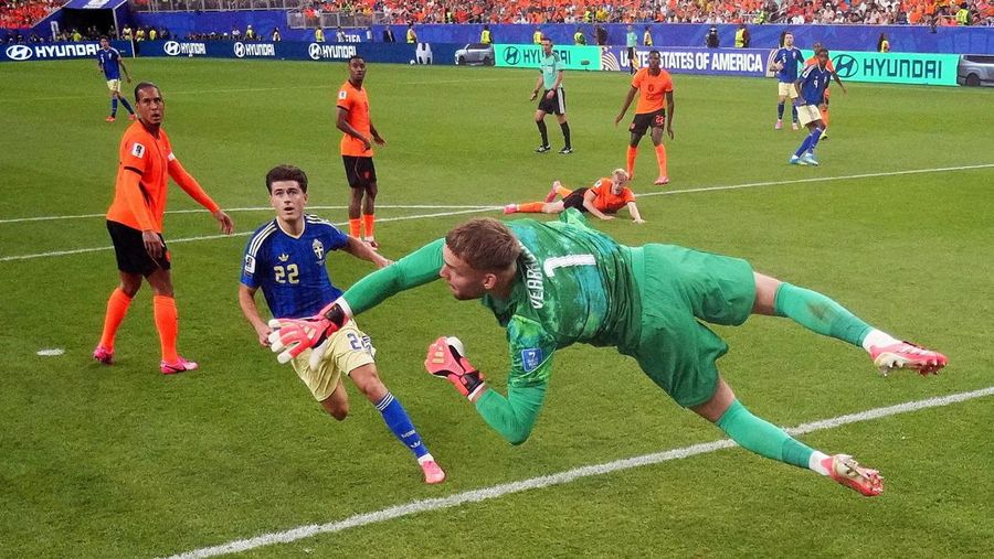 Belanda berhasil mengalahkan Swedia dengan skor telak 5-1 dalam laga Piala Dunia 2026 di Houston, Minggu (21/6/2026) dini hari WIB. (REUTERS/Phil Noble)