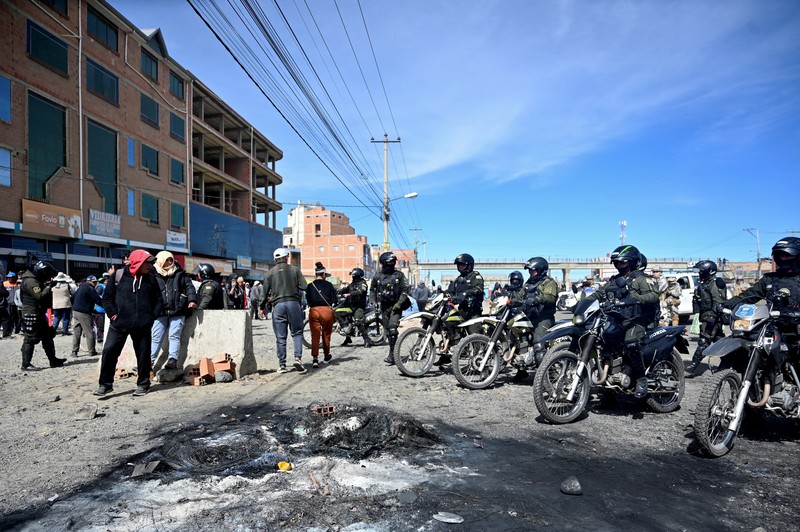 Pemerintah Bolivia mengambil langkah drastis untuk menghadapi krisis yang terus membesar setelah Presiden Rodrigo Paz pada Sabtu (20/6/2026) waktu setempat mengumumkan status keadaan darurat nasional. (REUTERS/Claudia Morales)