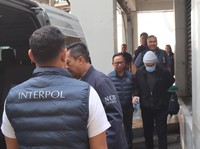 Polri melalui Divisi Hubungan Internasional (Divhubinter) Polri berhasil memulangkan buronan Interpol Red Notice (IRN) warga negara Indonesia (WNI) atas nama Michael Steven dari Kerajaan Maroko melalui mekanisme ekstradisi. (Dok. DIVHUBINTER POLRI)