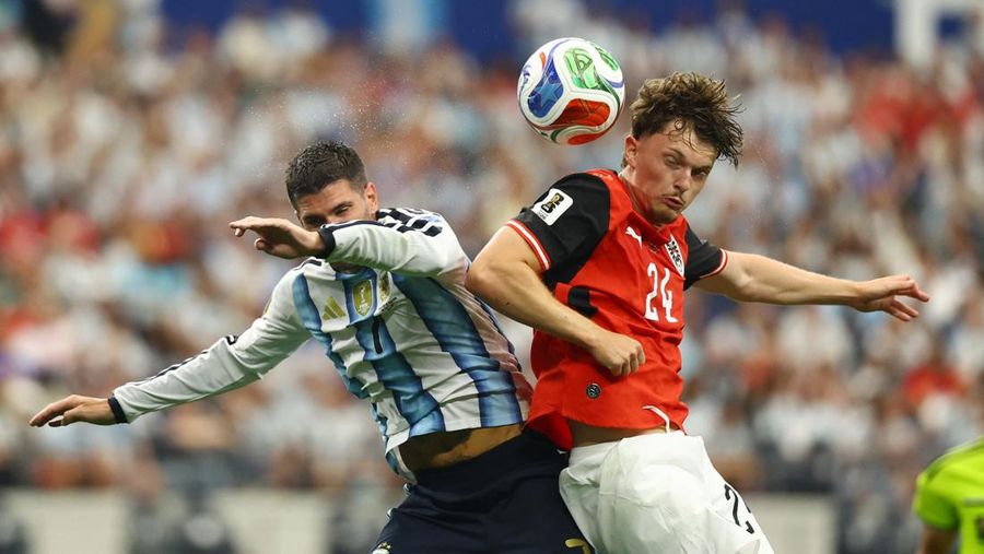 Argentina memuncaki klasemen sementara Grup J Piala Dunia 2026 usai mengalahkan Austria di Stadion AT&T, Senin (22/6) atau Selasa (23/6/2026) WIB. (REUTERS/Kai Pfaffenbach)