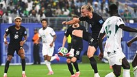 Jersey Bola Bukan Cuma buat Nonton, Ini 3 Pilihan yang Bisa Jadi Outfit Harian