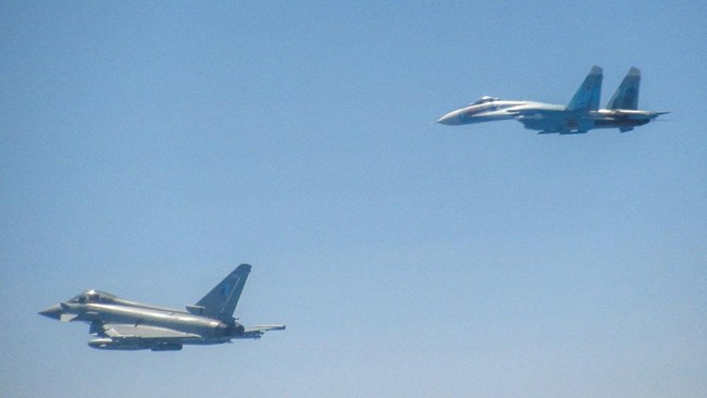 Siaga Tanda Ledakan Perang Baru, NATO Kerahkan Jet Tempur