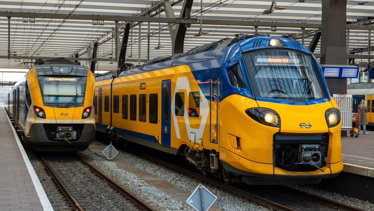 Kereta Berhenti Operasi Pagi Besok karena Mogok Kerja