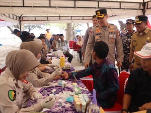 Sambut Hari Bhayangkara, Polres Kepulauan Seribu Bakti Sosial-Religi