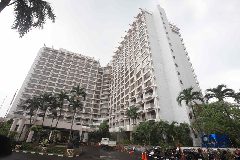 Suasana bangunan Hotel Sultan di Blok 15 Kawasan Gelora Bung Karno (GBK), Jakarta, Selasa (23/6/2026). (CNBC Indonesia/Muhammad Sabki)