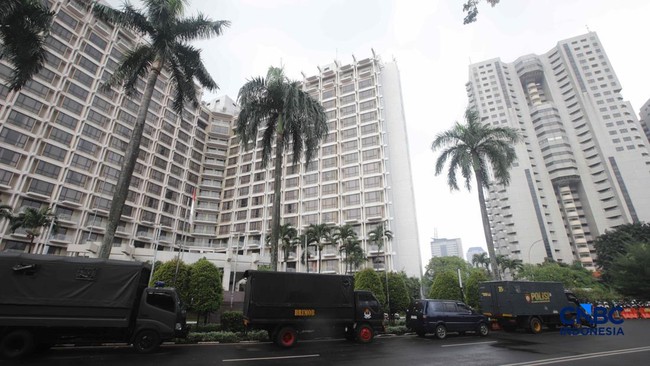 Penampakan Luar Dalam Hotel Sultan yang Rencananya Mau Dirobohkan