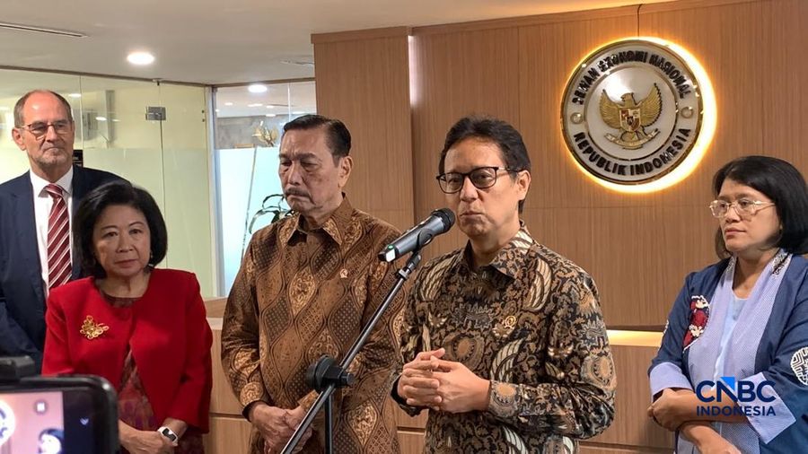 Dewan Ekonomi Nasional dan Menteri Kesehatan Budi Gunadi Sadikin, Rabu (24/6/2026). (CNBC Indonesia/Fergi Nadira)