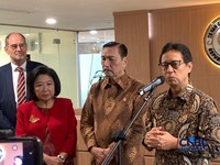 Dewan Ekonomi Nasional dan Menteri Kesehatan Budi Gunadi Sadikin, Rabu (24/6/2026). (CNBC Indonesia/Fergi Nadira)
