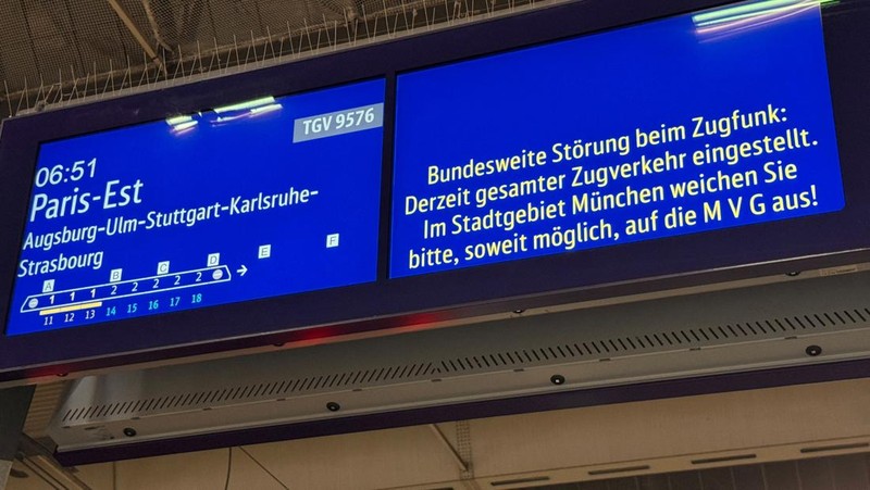 Jaringan transportasi kereta Jerman mengalami gangguan besar-besaran, Selasa (23/6/2026) malam waktu setempat. (REUTERS/Christine Uyanik)