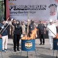 Kantor Wilayah (Kanwil) Bea Cukai Jawa Barat bersama Pemprov Jawa Barat menggelar pemusnahan 44.028.306 batang rokok ilegal hasil penindakan berstatus barang yang menjadi milik negara (BMMN), Rabu (24/6/2026). (Dok. Bea Cukai Jawa Barat)