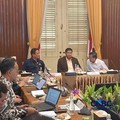 Menteri Keuangan (Menkeu), Purbaya Yudhi Sadewa, Menteri PKP Maruarar Sirait, dan Menteri Ketenagakerjaan (Menaker) Yassierli saat menghadiri Rapat komite Tapera di Jakarta, Rabu (24/6/2026). (CNBC Indonesia/Chandra Dwi Pranata)