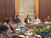Menteri Keuangan (Menkeu), Purbaya Yudhi Sadewa, Menteri PKP Maruarar Sirait, dan Menteri Ketenagakerjaan (Menaker) Yassierli saat menghadiri Rapat komite Tapera di Jakarta, Rabu (24/6/2026). (CNBC Indonesia/Chandra Dwi Pranata)