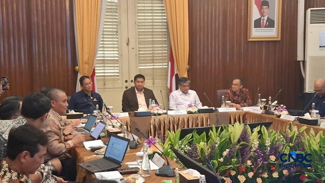 Menaker dan Ara Datangi Kantor Purbaya, Bahas Tapera-Nasib Rusun MBR