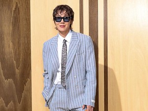 Video: Bedah Outfit J-Hope BTS, Gong Yoo hingga CORTIS di Paris Fashion Week