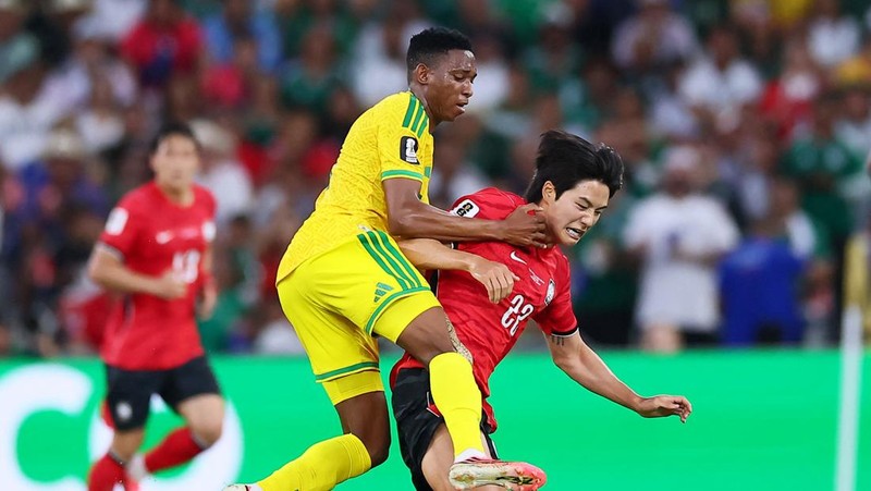 Afrika Selatan lolos ke 32 besar Piala Dunia 2026 setelah mengalahkan Korea Selatan pada laga fase grup yang berlangsung di Stadion Monterrey, Meksiko, Kamis (25/6) pagi waktu Indonesia. (REUTERS/Eloisa Sanchez)