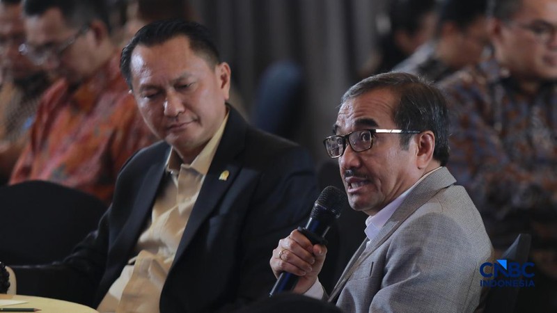 Anggota Dewan Energi Nasional 2026–2030, Mohamad Fadhil Hasan saat menyampaikan pemaparan dalam Energy Forum Singosari Ballroom-Hotel Borobudur, Jakarta, Kamis (25/6/2026).