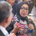 Direktur Jenderal EBTKE, Kementerian ESDM, Eniya Listiani Dewi saat menyampaikan pemaparan dalam Energy Forum di Singosari Ballroom-Hotel Borobudur, Jakarta, Kamis (25/6/2026). (CNBC Indonesia/Faisal Rahman)